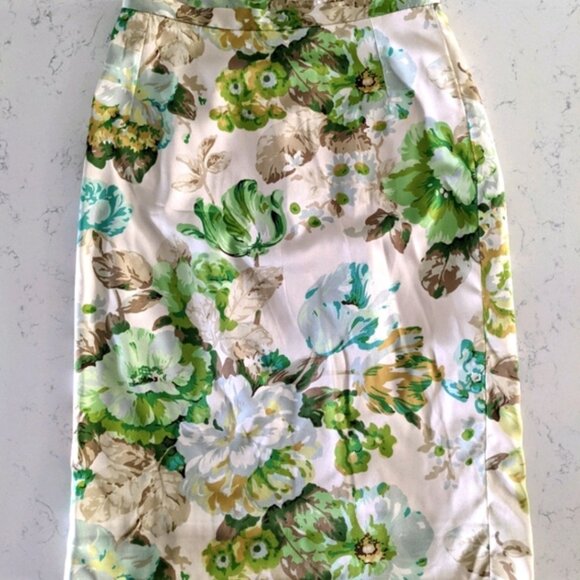 Silk Floral Dolce & Gabbana Skirt Size 38(Euro) - Picture 7 of 7